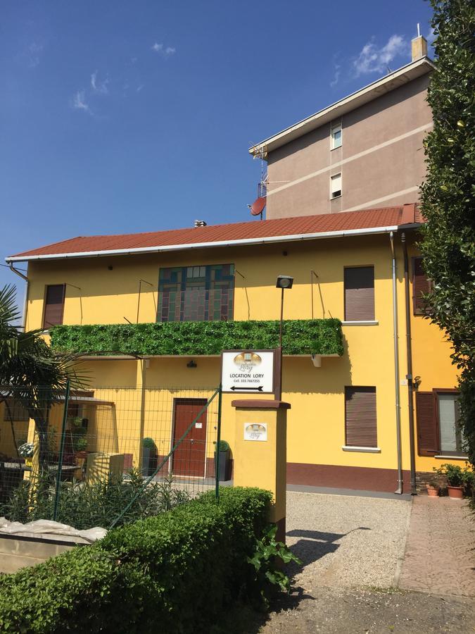 Location Lory Hotel Busto Arsizio Exterior photo